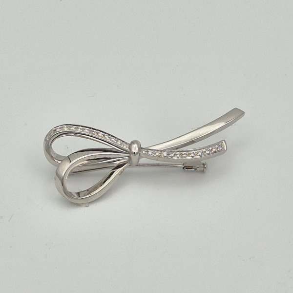 Broche
