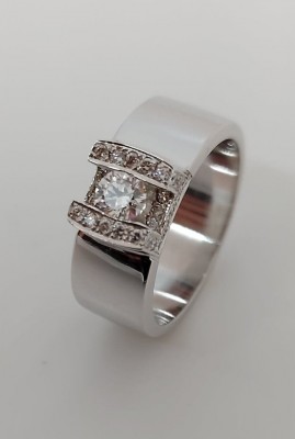 Wit gouden ring